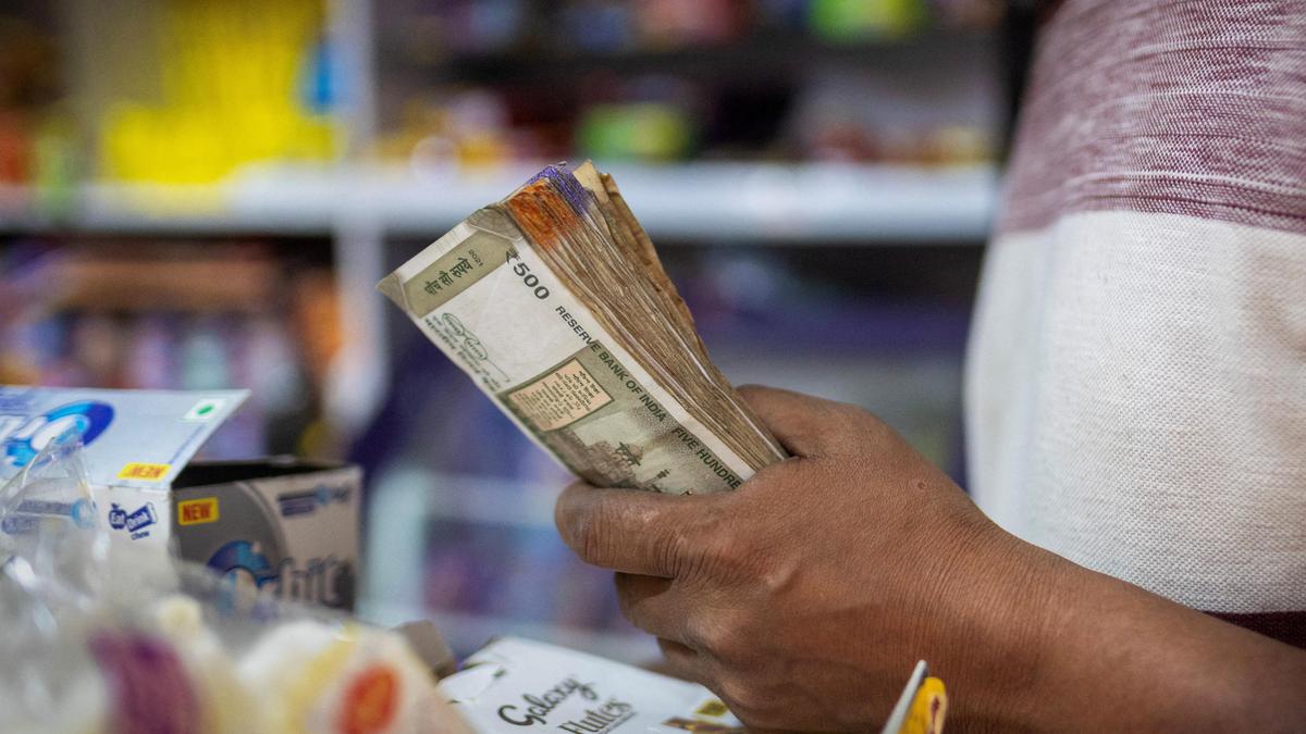 2025 05 09T072512Z 1679669284 RC24QDAQLB0F RTRMADP 3 INDIA MARKETS RUPEE